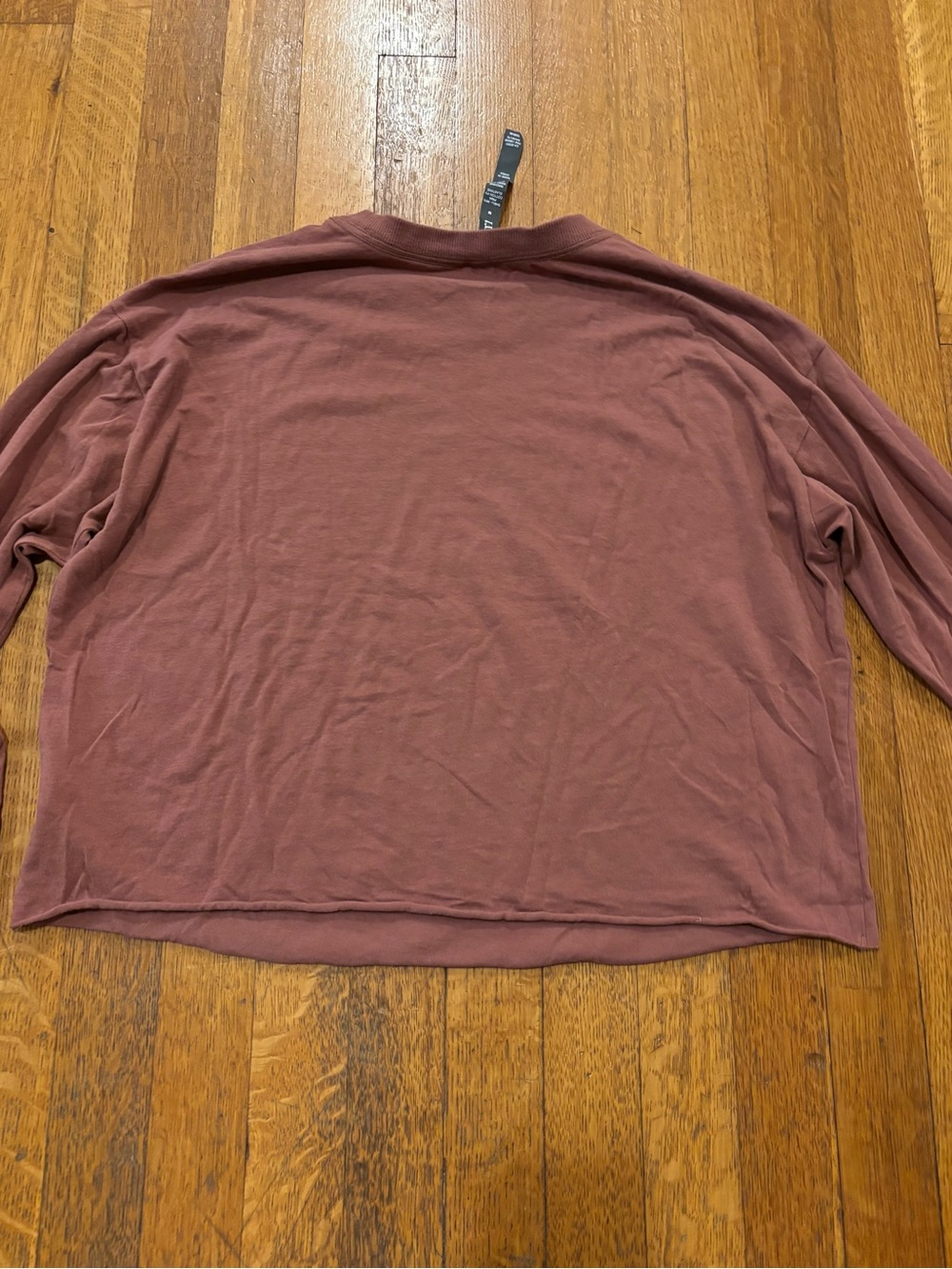 Vuori Long Sleeve Coast Tee Dusk - Picture 9 of 9